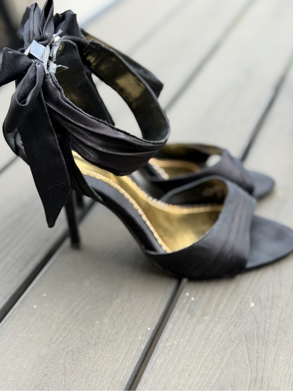 Brown’s shoes- size 7